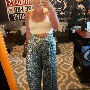 Pink Lilly flowy stretchy pants